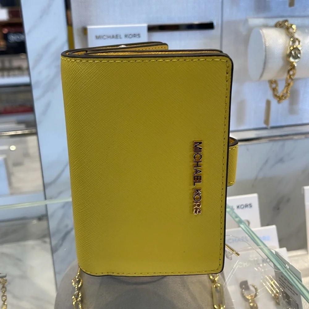 Michael Kors Medium Crossgrain Leather Wallet COLOR GOLDEN YELLOW NWT